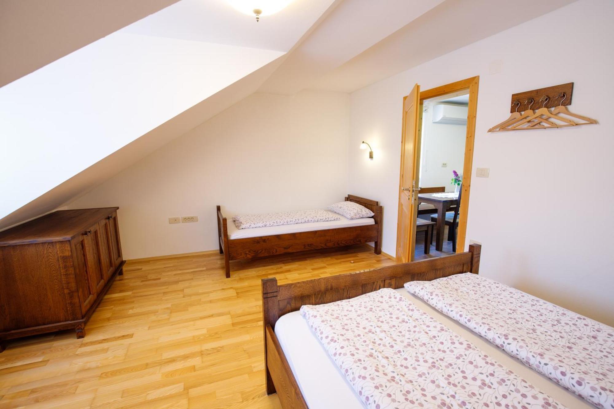 Kmetija Na Cendavs Apartment Cerkno Exterior photo